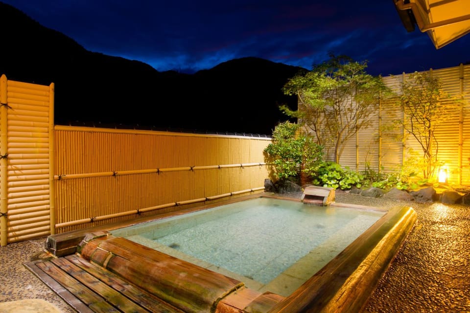 Hot Spring Bath, Open Air Bath