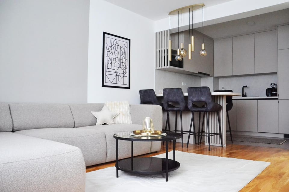 Kitchen or kitchenette, Living room, Seating area, Dining area