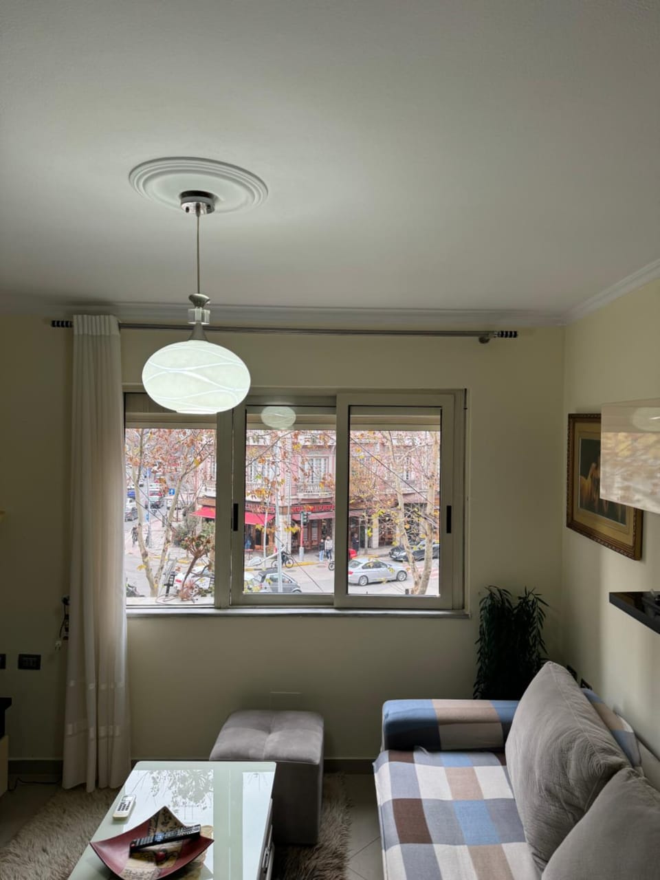 Bed, Living room, Photo of the whole room, Seating area