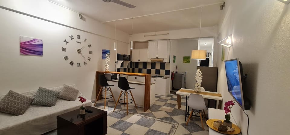 LA APARTMENT ONE Pereybere Apartment in Grand Baie