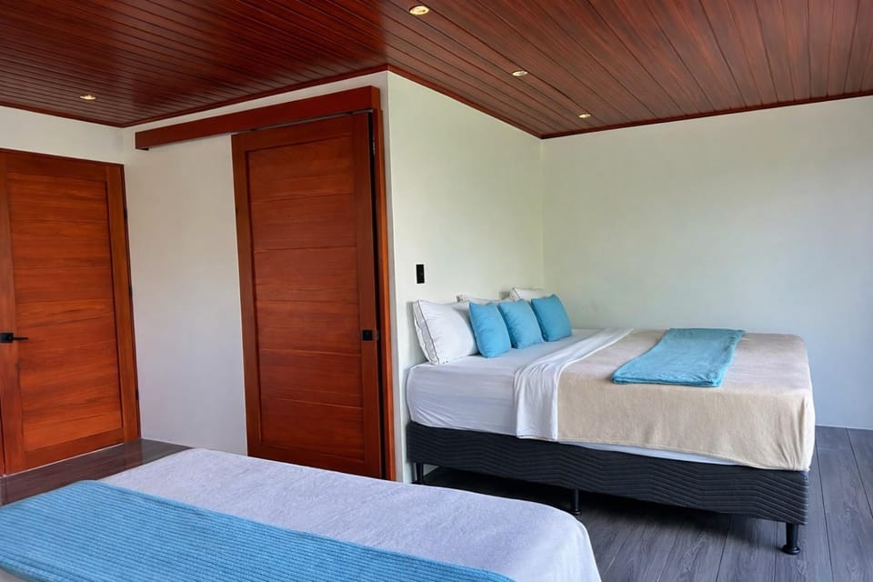 Tardes Doradas Hotel in Quepos