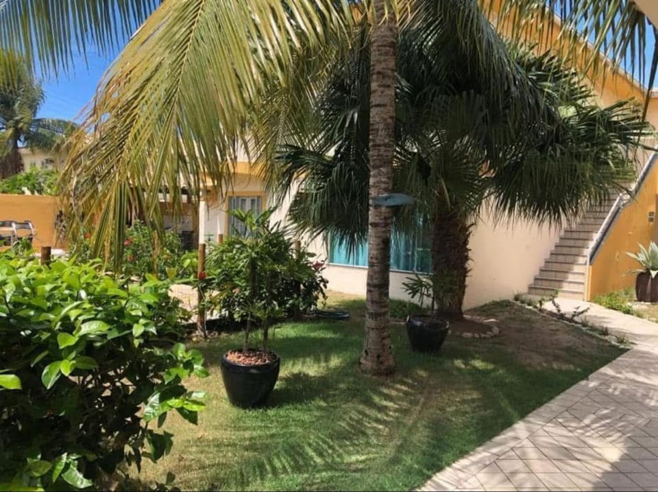 Apto 01, Taperapuan 600 metros da Praia Apartment in State of Bahia