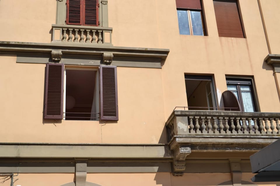 Property building, Balcony/Terrace