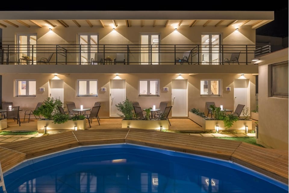 Property building, Swimming pool