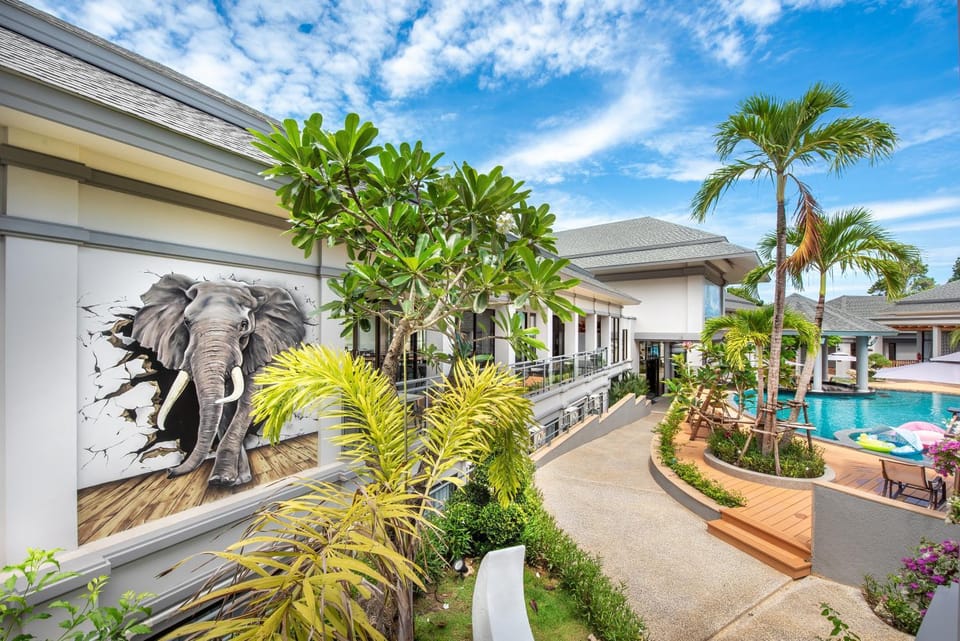 Property building, Day, Garden view, Pool view, Swimming pool