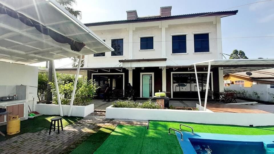 WHG Homestay, Paya Berenjut Kemaman House in Terengganu, Malaysia