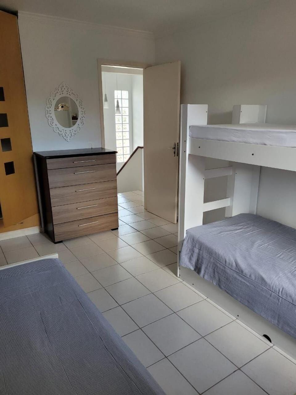 Bed, Bedroom, bunk bed