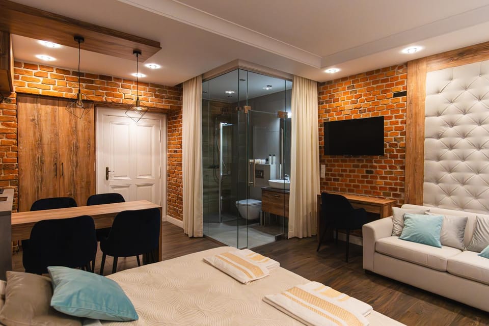 Bathroom, Kitchen or kitchenette, stove, stove, kitchen