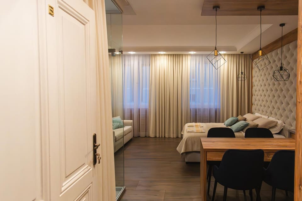 Bed, kitchen