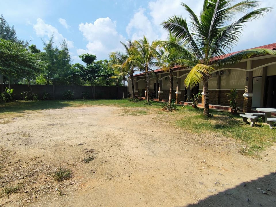 Bandengan Beach Hotel Jepara 2 Hotel in Indonesia