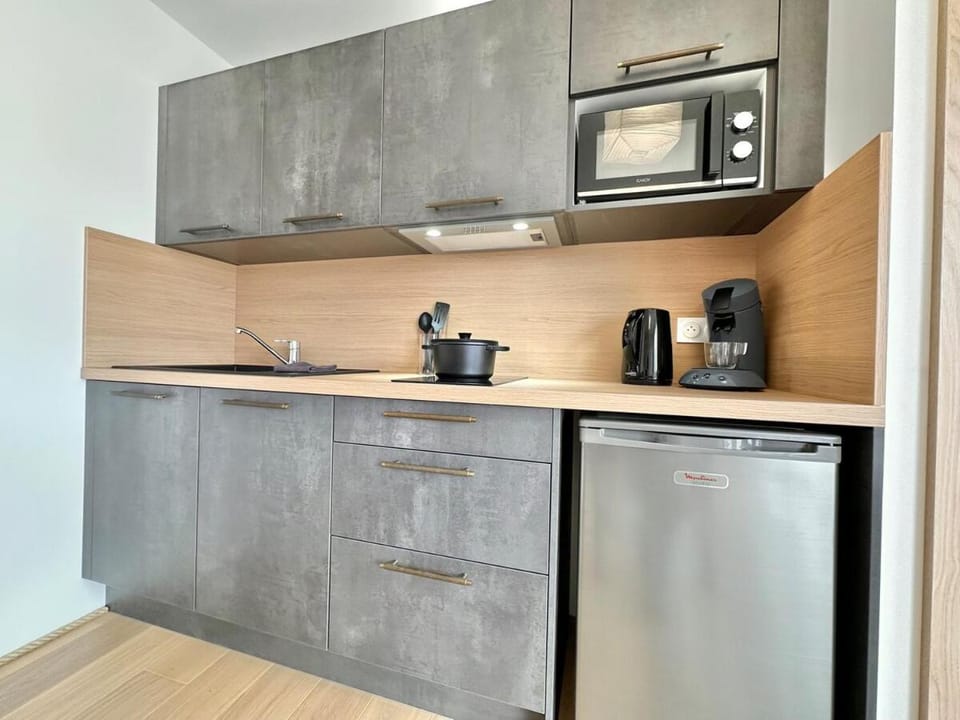 La Roseraie - Hyper Centre - Parking Privatif Apartment in Mont-de-Marsan