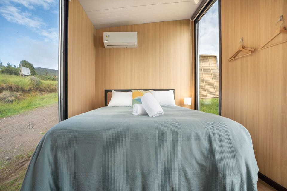Aorangi Peak Cabins 6 by Tiny Away Cabin in Rotorua