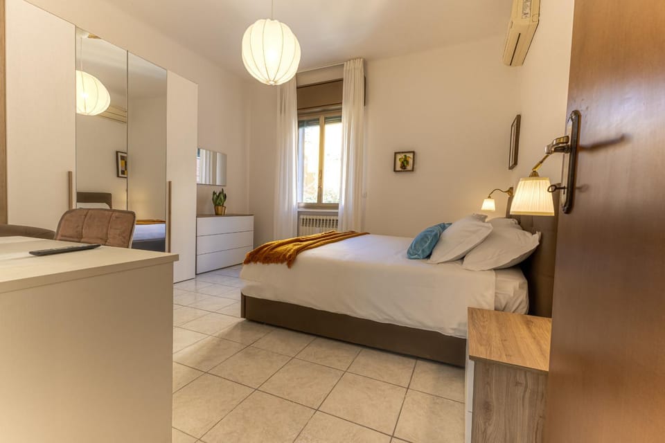 Photo of the whole room, Decorative detail, Bedroom, furniture, heating, wardrobe, air conditioner