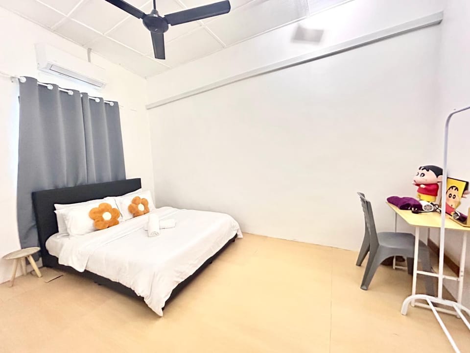 Cozy10perwira#6pax#Netflix#neariconcity&iconicpoint House in Penang