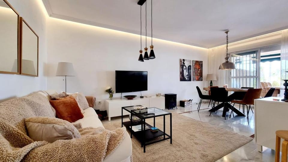 TV and multimedia, Seating area