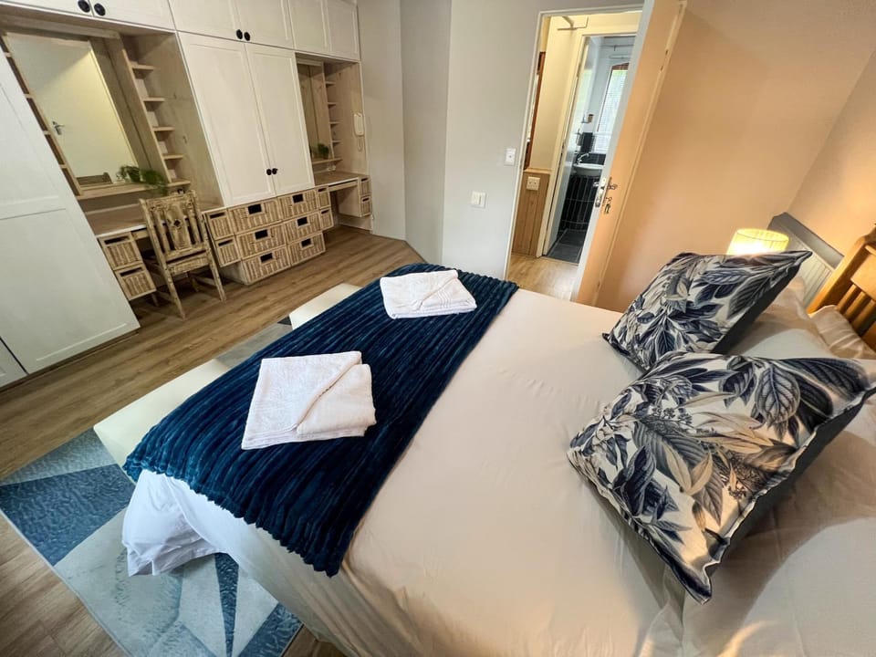 Bed, Photo of the whole room, Bedroom, towels, wardrobe