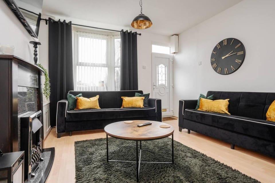 LFC Stay 1 Min to Stadium WM Pet Friendly House in Liverpool
