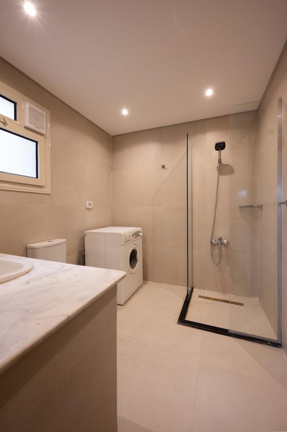 Shower, Bathroom, towels