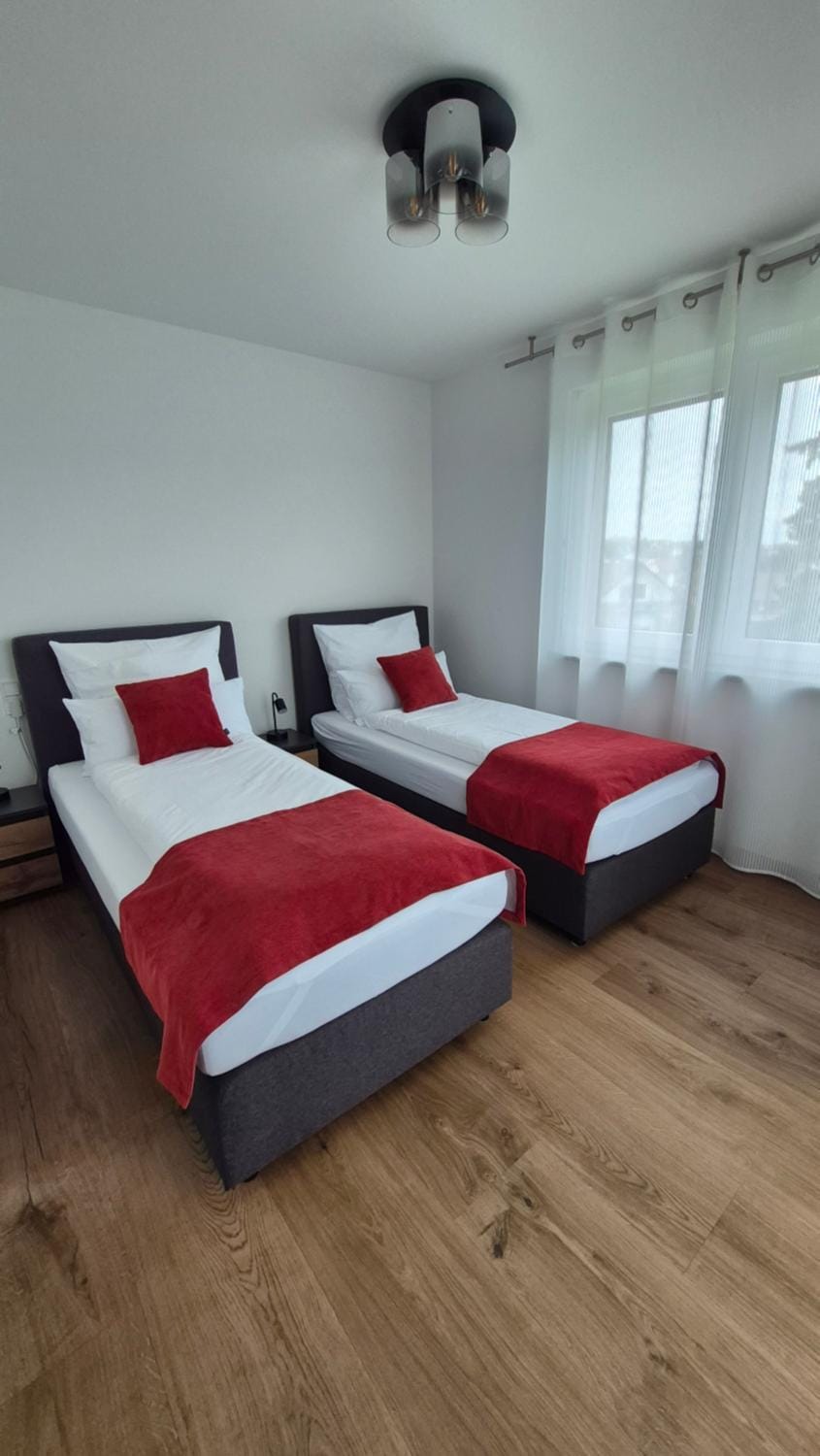 Apartments Seibel Doppel-Zweibettzimmer mit Balkon Bed and Breakfast in Reutlingen
