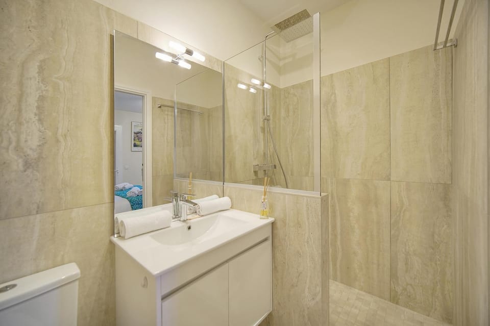 Upstays Sea View Pool 200m² Villa Villa in Mougins