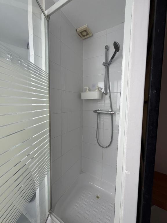 Paris quiet cozy studio Apartment in Paris