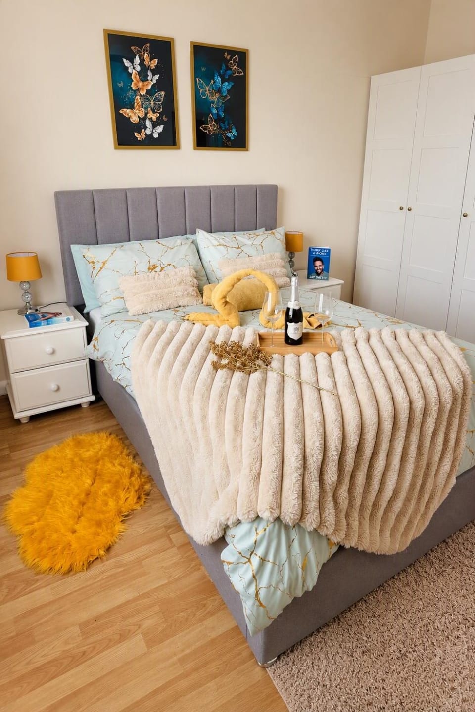 Bed, Bedroom