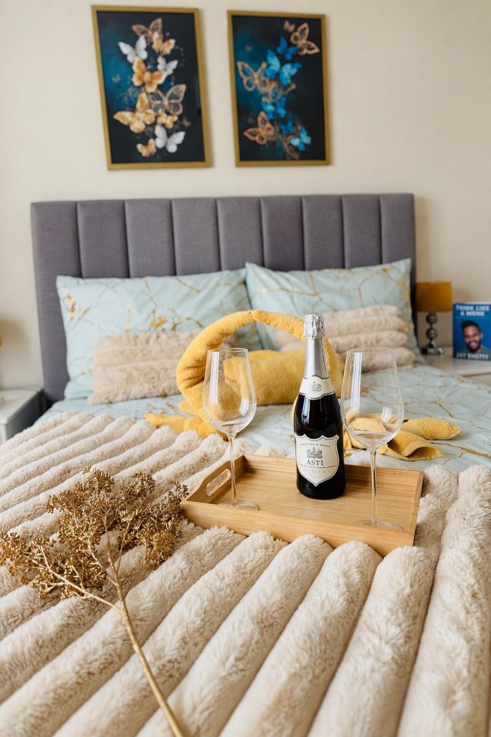 Bed, Bedroom