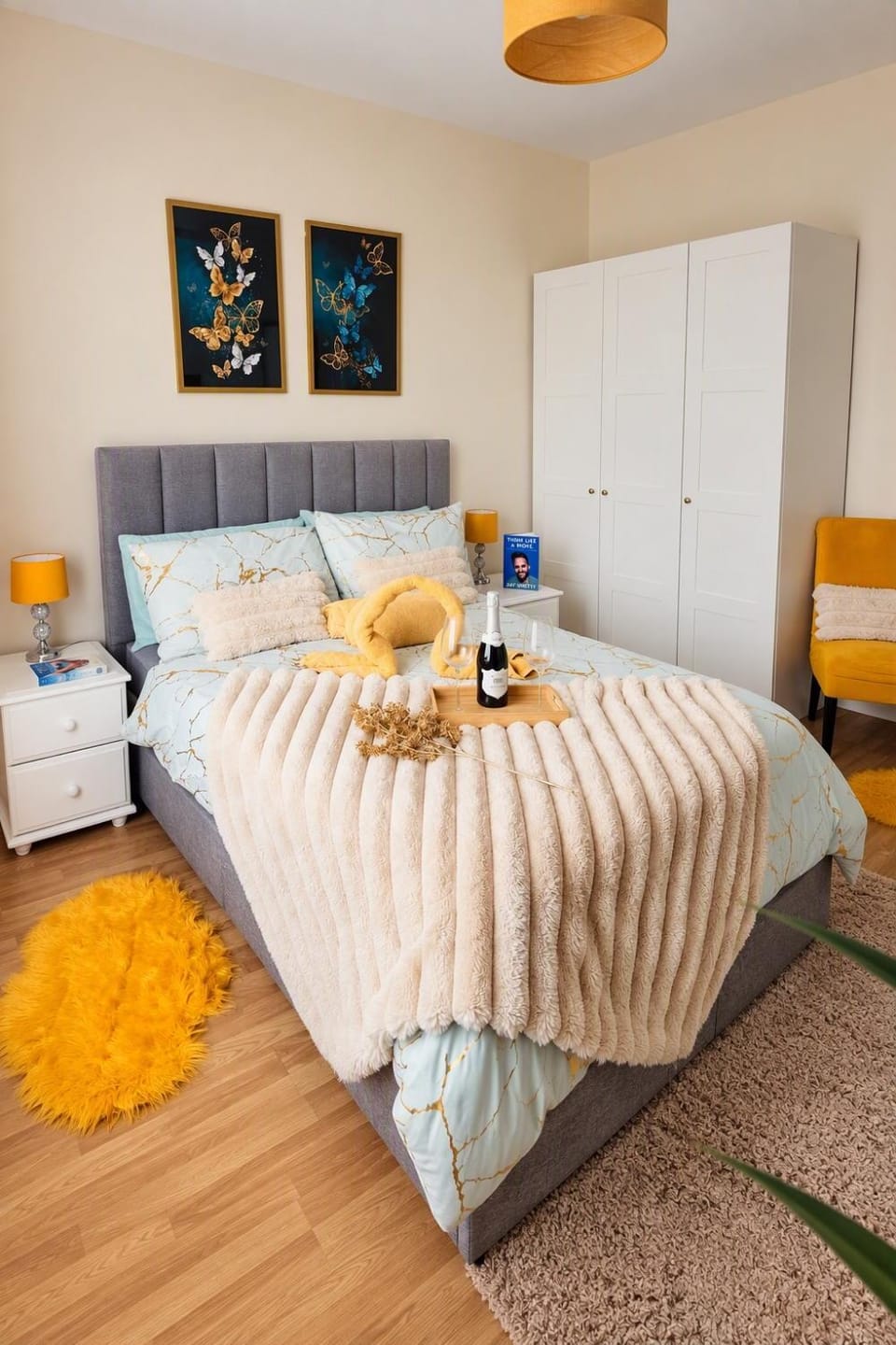 Bed, Bedroom