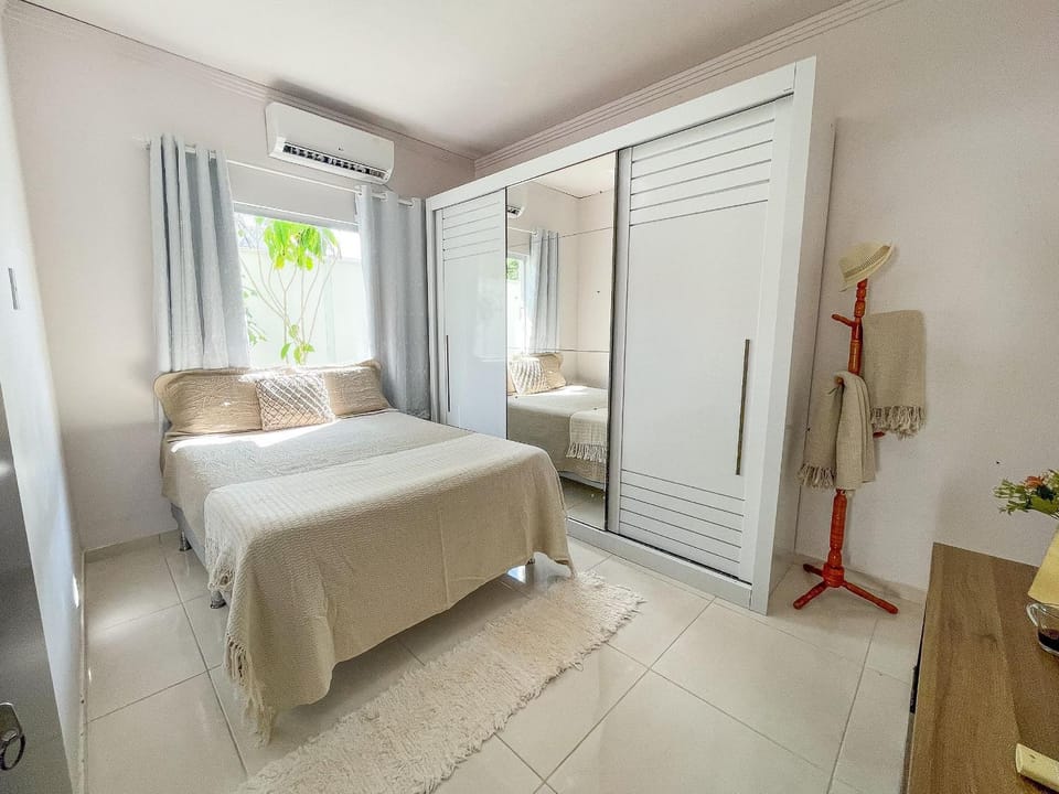 Bed, View (from property/room), Photo of the whole room, Decorative detail, Bedroom