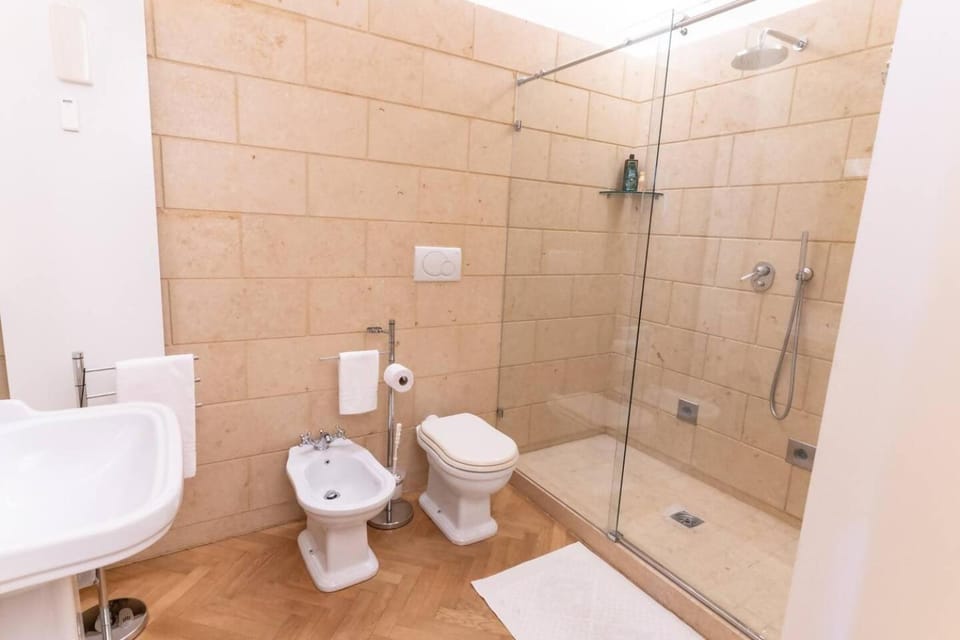 VeronaVera San Nicolò - Central Romantic Suite Apartment in Verona