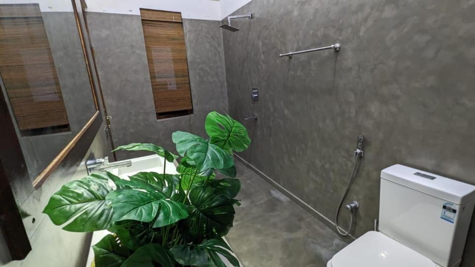 Ari's Seabreeze Villa Apartment in Tangalle