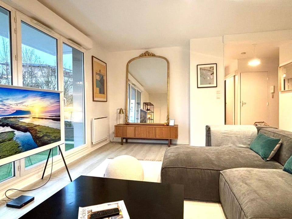 LUMIERE- Appartement Design et Élégant Apartment in Bruz