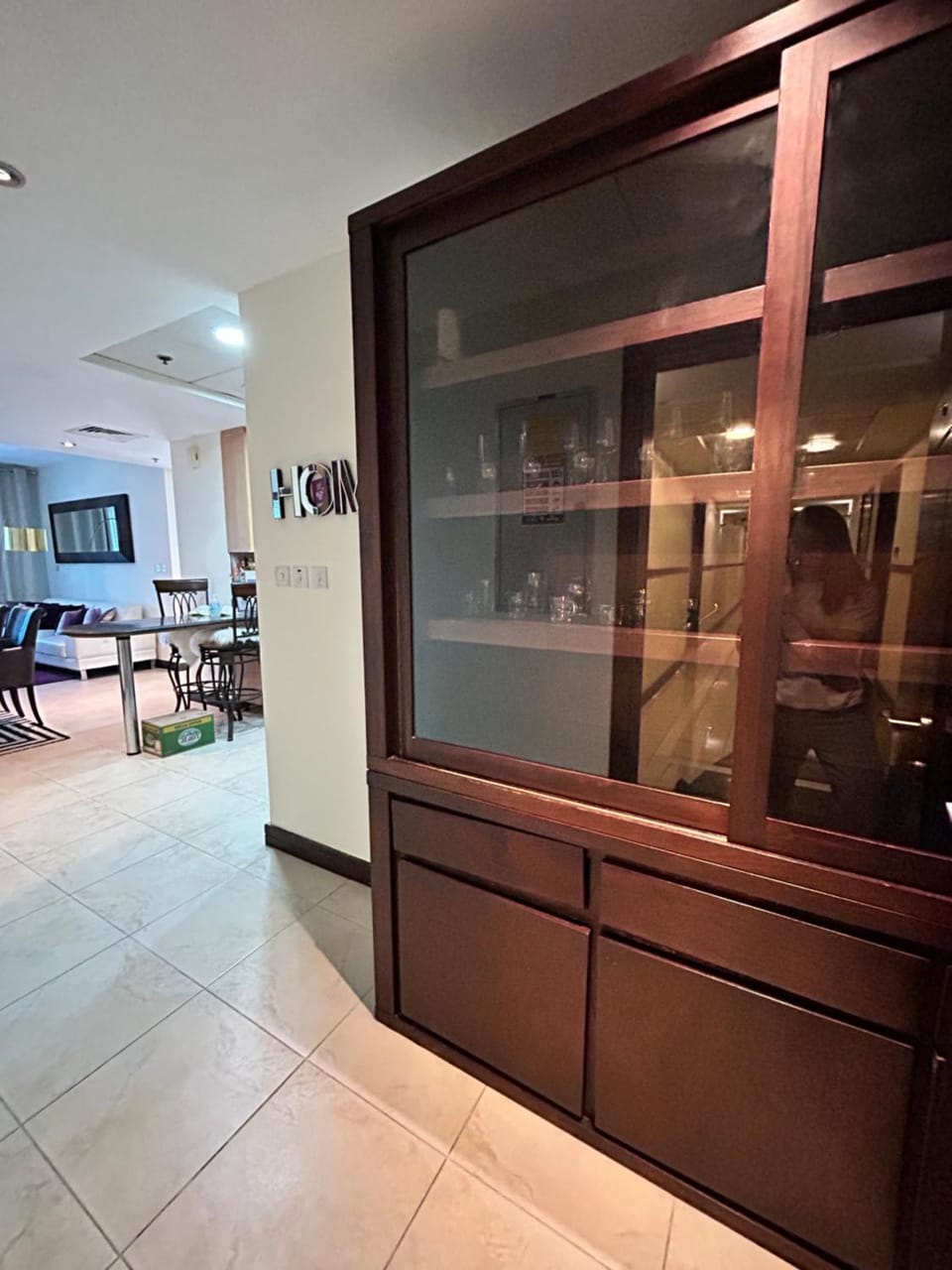 Kitchen or kitchenette, Seating area, Dining area