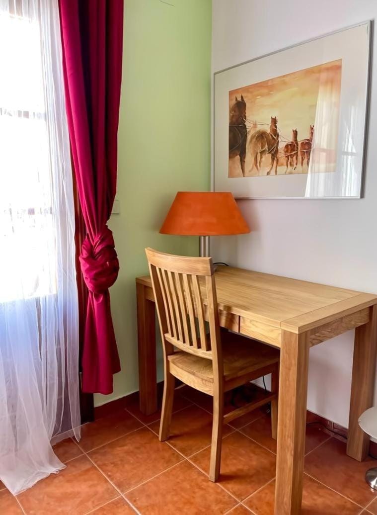 Dutch house 200m from beach Apartment in Vila Nova de Milfontes