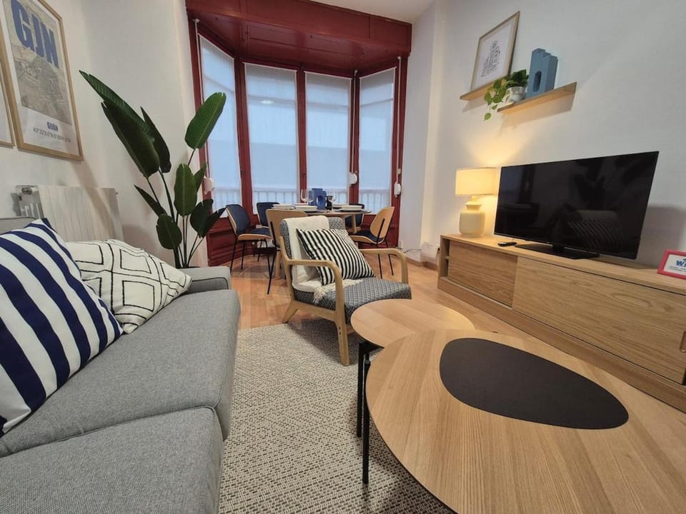 1A140 Apartamento en el centro de Gijon by R2R Consulting Apartment in Gijón