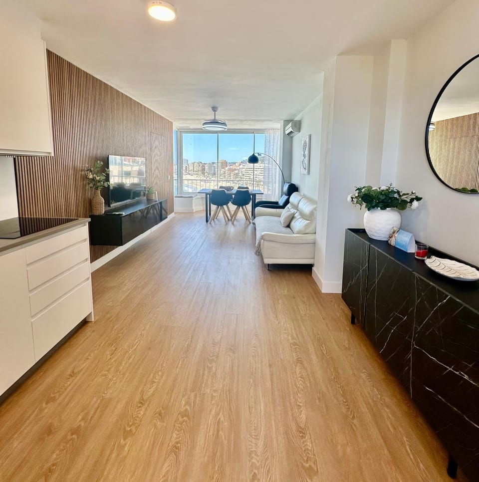 Living room, Seating area, Dining area, air conditioner, air conditioner