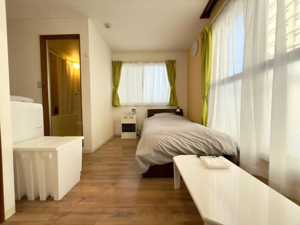 2-6大通駅まで地下鉄で4駅の場所で美室のリフォーム済みアパートメント Apartment in Sapporo