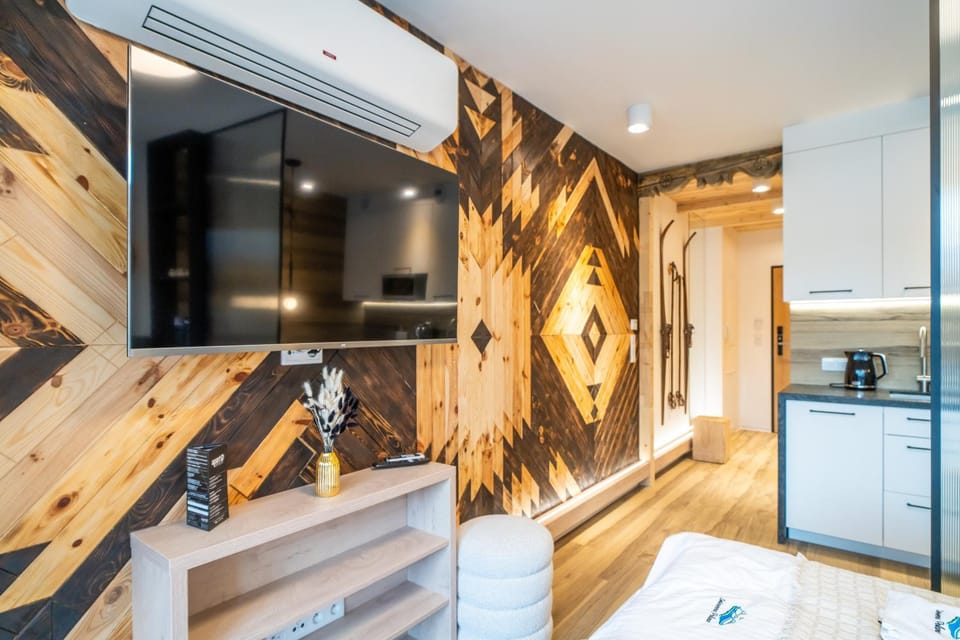 TV and multimedia, Living room