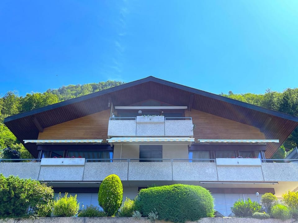 Lake Thun Alps Scenic Views and Concierge by SwissHut Apartment in Canton of Bern (Region)