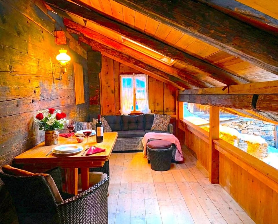 Lake Thun Alps Scenic Views and Concierge by SwissHut Chalet in Canton of Bern (Region)