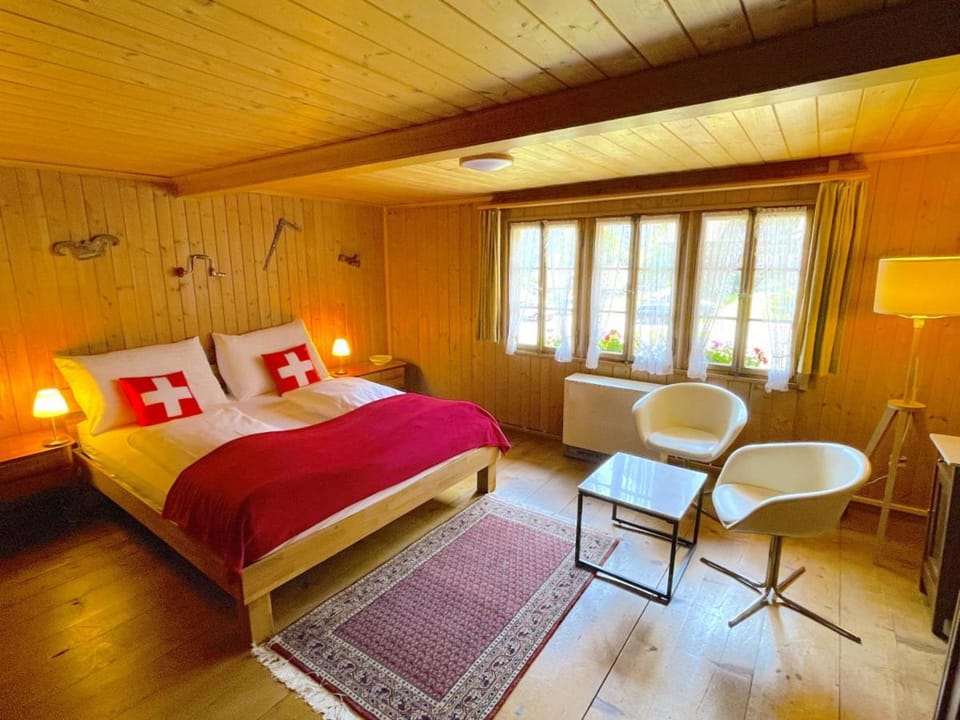 Lake Thun Alps Scenic Views and Concierge by SwissHut Chalet in Canton of Bern (Region)