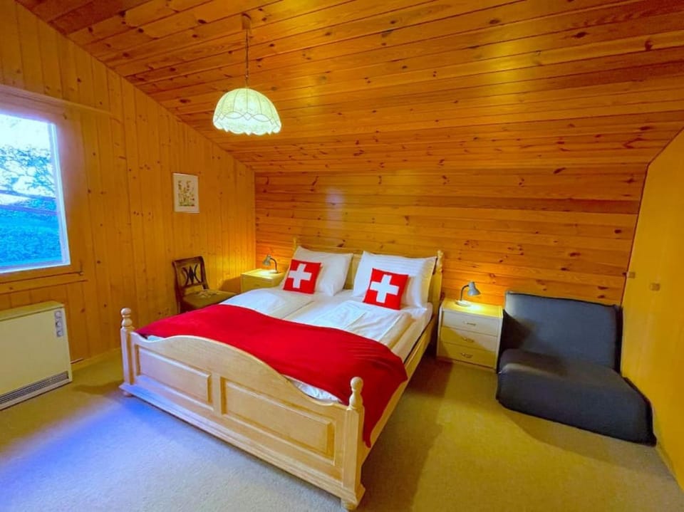 Lake Thun Alps Scenic Views and Concierge by SwissHut Apartment in Canton of Bern (Region)