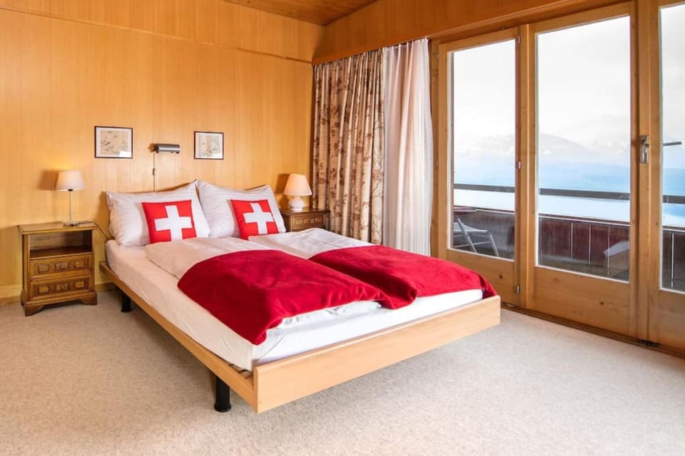 Lake Thun Alps Scenic Views and Concierge by SwissHut Apartment in Canton of Bern (Region)