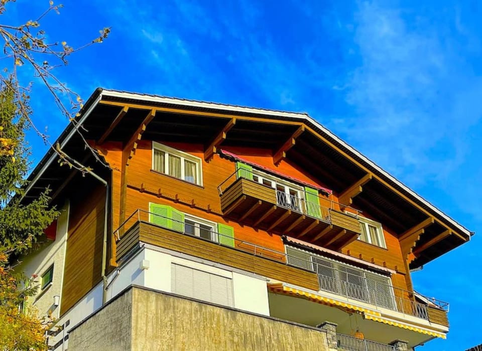 Lake Thun Alps Scenic Views and Concierge by SwissHut Apartment in Canton of Bern (Region)