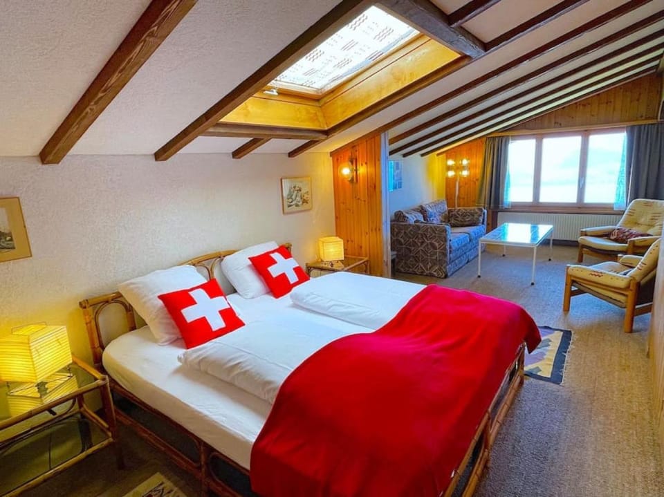 Lake Thun Alps Scenic Views and Concierge by SwissHut Apartment in Canton of Bern (Region)