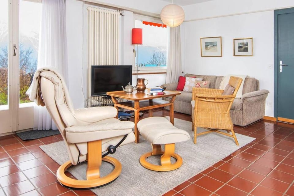 Lake Thun Alps Scenic Views and Concierge by SwissHut Apartment in Canton of Bern (Region)