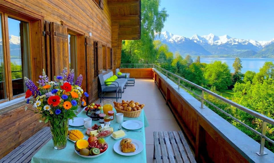 Lake Thun Alps Scenic Views and Concierge by SwissHut Chalet in Canton of Bern (Region)