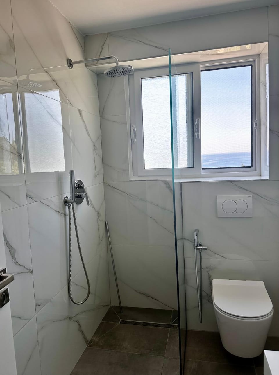 Lumra Rooms Apartment in Vlorë County, Albania