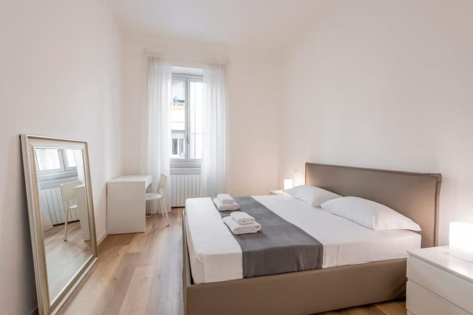 PREALPI1-Design Apt With Two Double Bedrooms House in Milan
