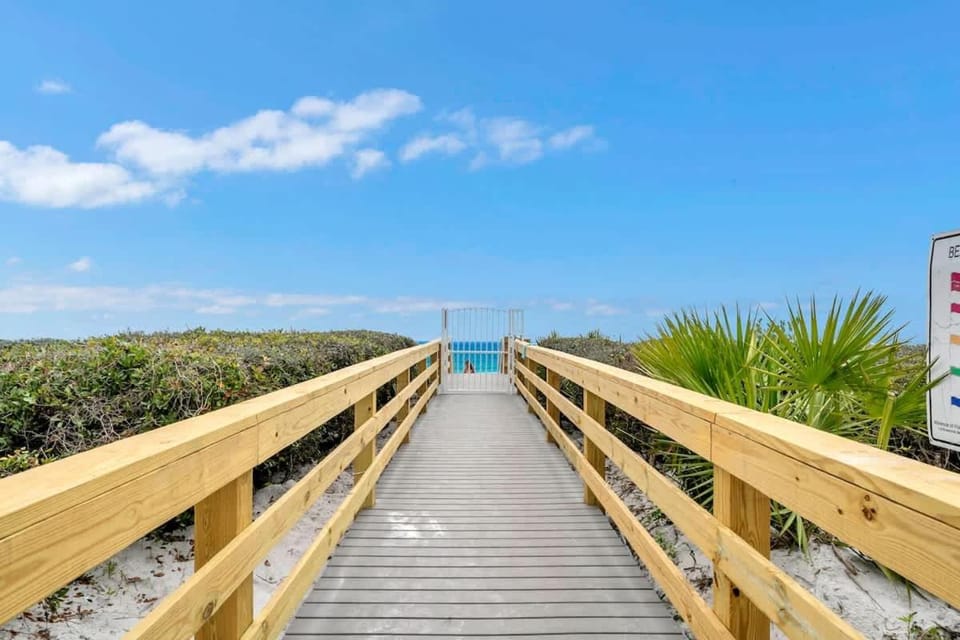Haus of Tides by Stay on 30A- Pool, Bikes, Private Beach Access House in Rosemary Beach